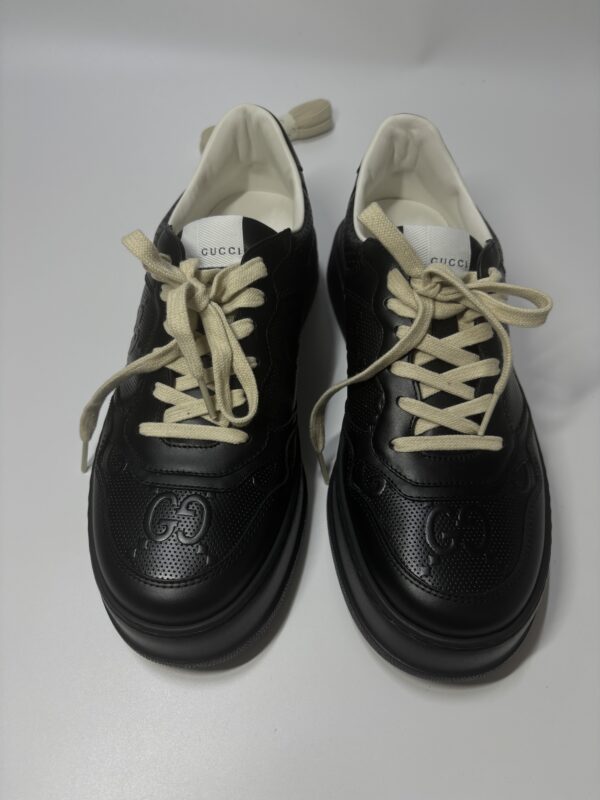 [정품] 구찌 GG 엠보스 스니커즈